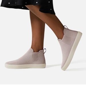 Rothy’s Lilac Chelsea Boot Size 7.5